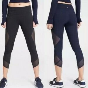 Athleta Black Aura Sonar Mesh Capri